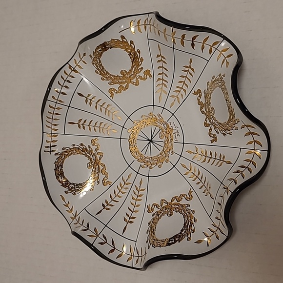 Vintage Signed Ribbon Glass Candy Dish / Trinket Dish / Catchall - Picture 8 of 16